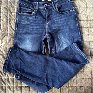 Sz 8 Classic LEVi’s Indigo Straight Leg boot cut Jeans